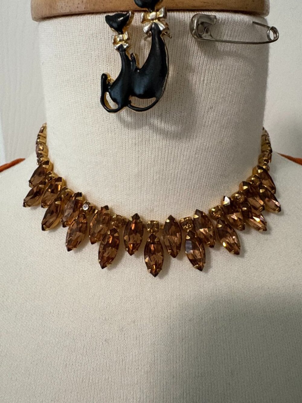 Golden Honey Color Marquis Shape Glass Bead Choker Necklace